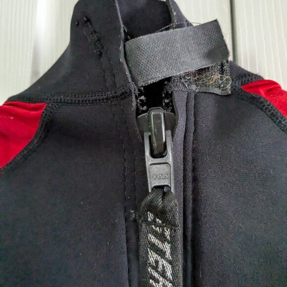 Stearns Youth Shortie Wetsuit, Neoprene Nylon, Black Blue Red, Size Medium, Warm - Picture 12 of 16